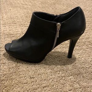 Black heeled booties
